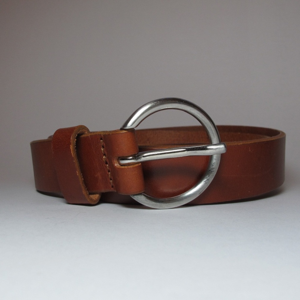 Ann Taylor thin brown leather belt